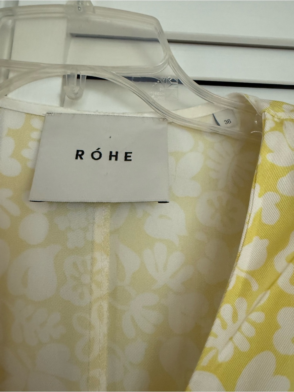 Röhe Yellow Floral Puff-Sleeve Maxi Dress. - Picture 2 of 3